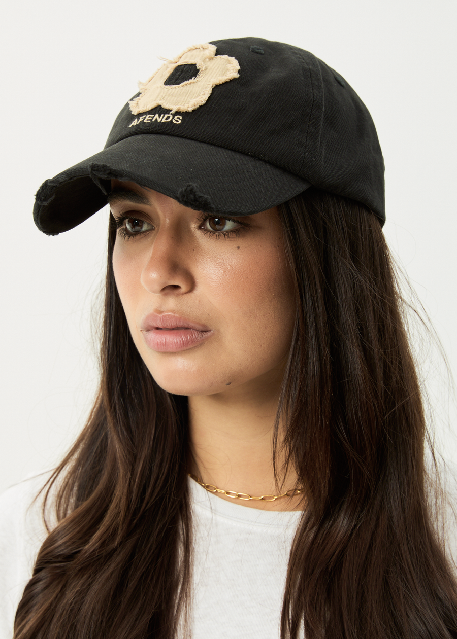 Bloom panelled cap