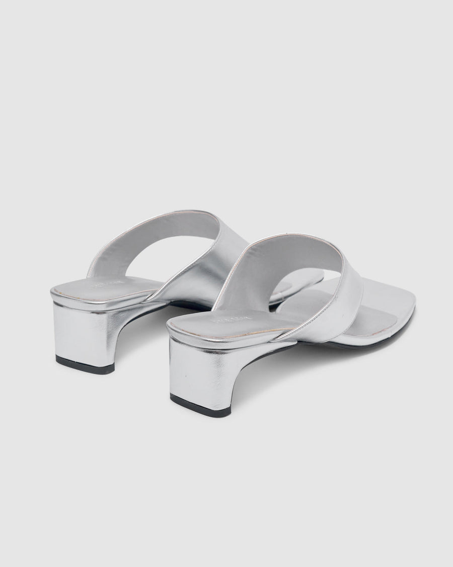 Marcella Heel in Silver