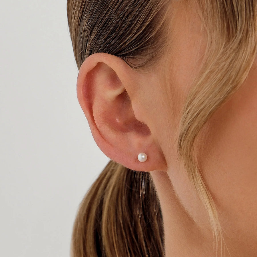 4mm Freshwater Pearl Stud Earrings