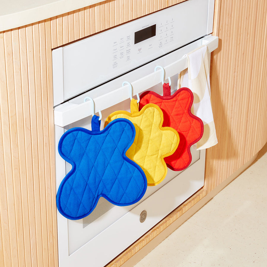 Serving Friends Pot Holder