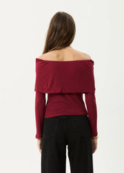 Beckett - Off-Shoulder Long Sleeve Top
