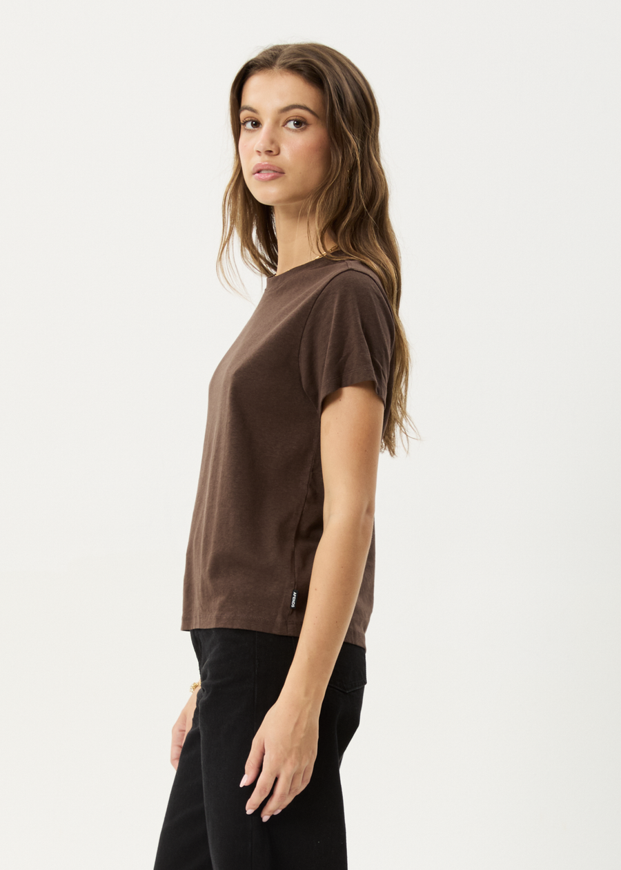 Eden Regular Tee - Coffee