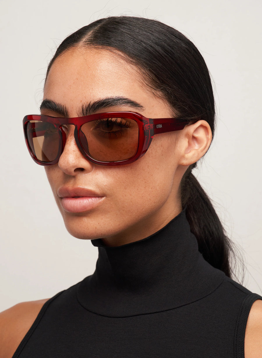 Charis - Trans Cherry/Brown