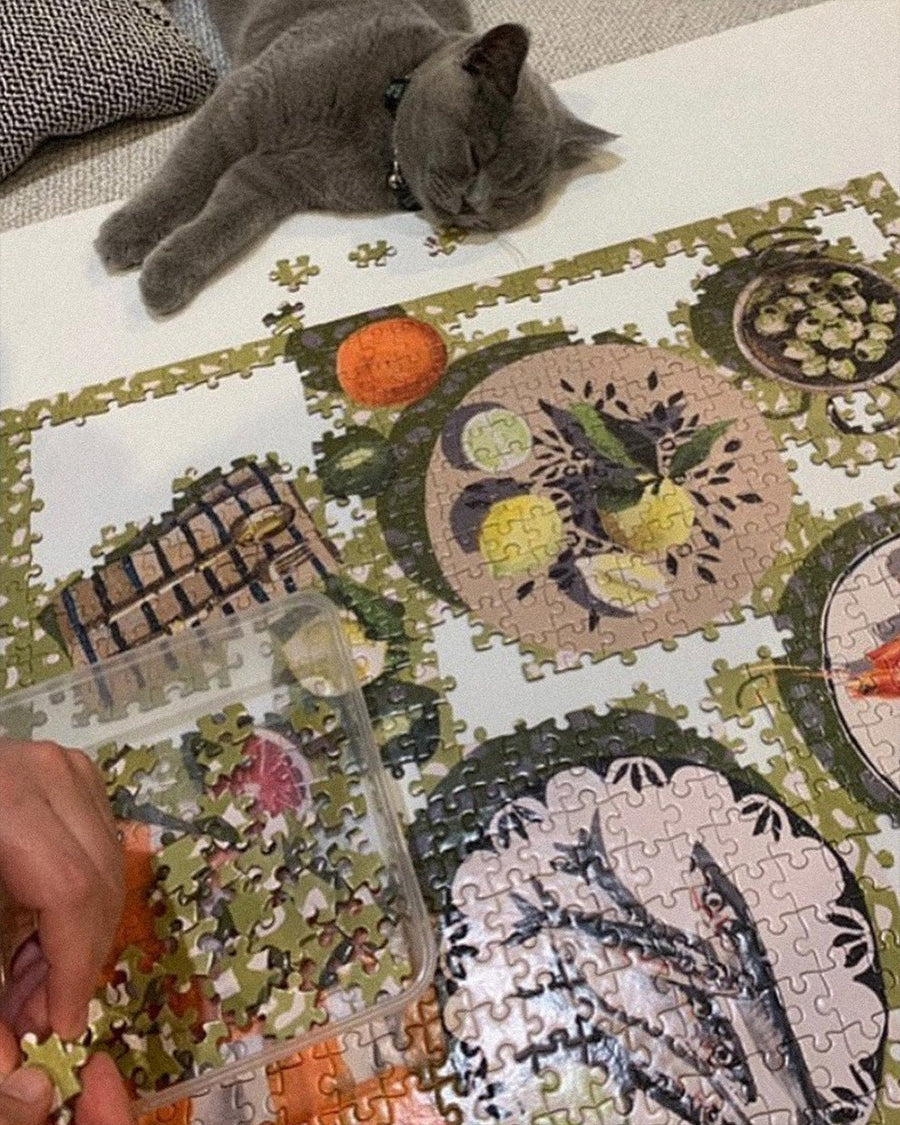 1000 Piece Puzzle - Table By The Sea