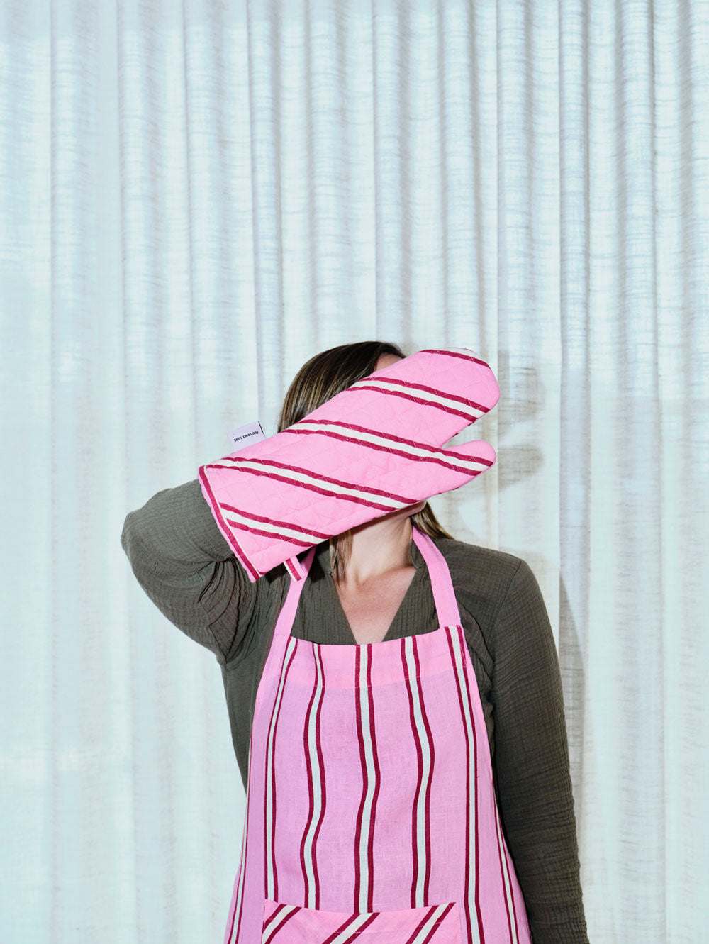 Raspberry Stripe Oven Mitt