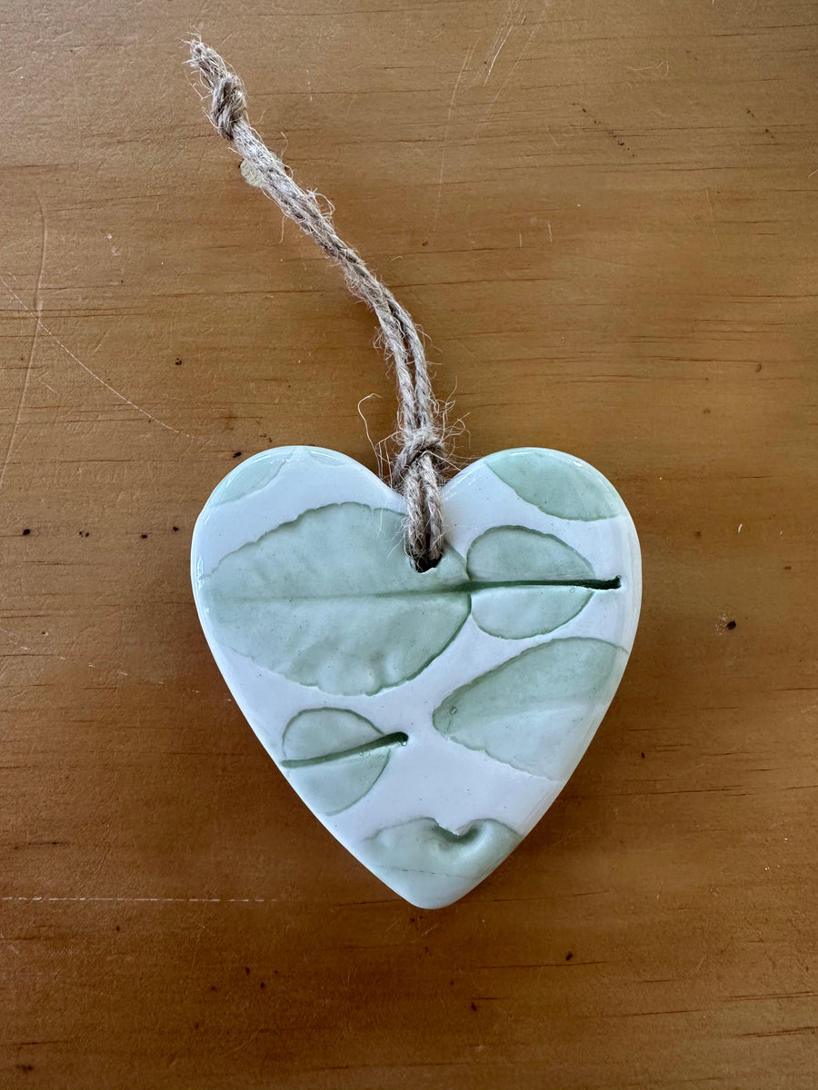 Ceramic Large Hearts, Kafir Vine