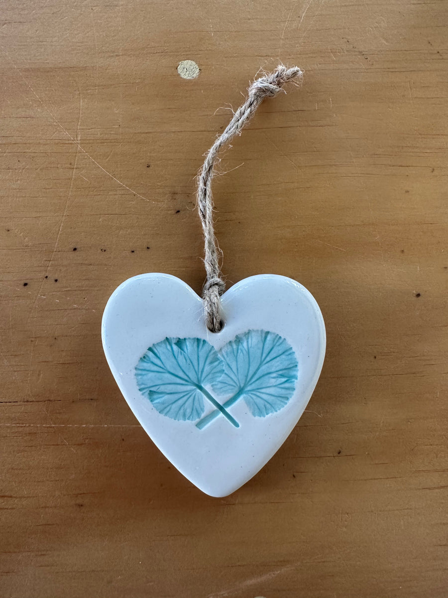 Ceramic Large Hearts, Pelargonium