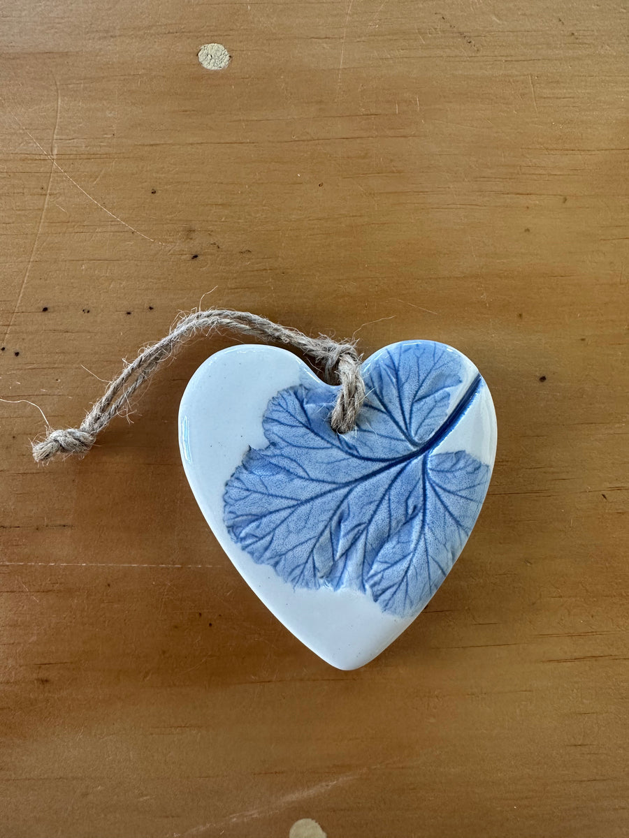 Ceramic Large Hearts, Pelargonium