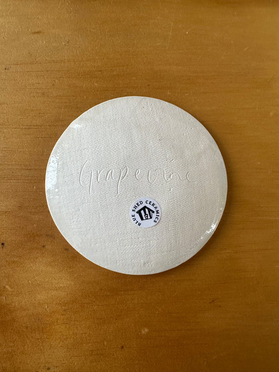 Ceramic Grapevine Dish