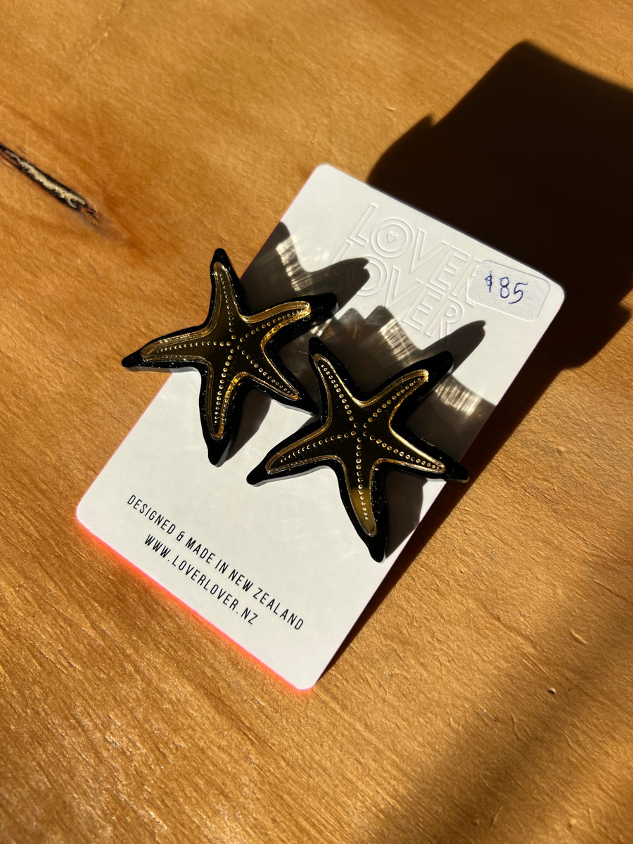 Starfish Statement Earring, Black/Gold