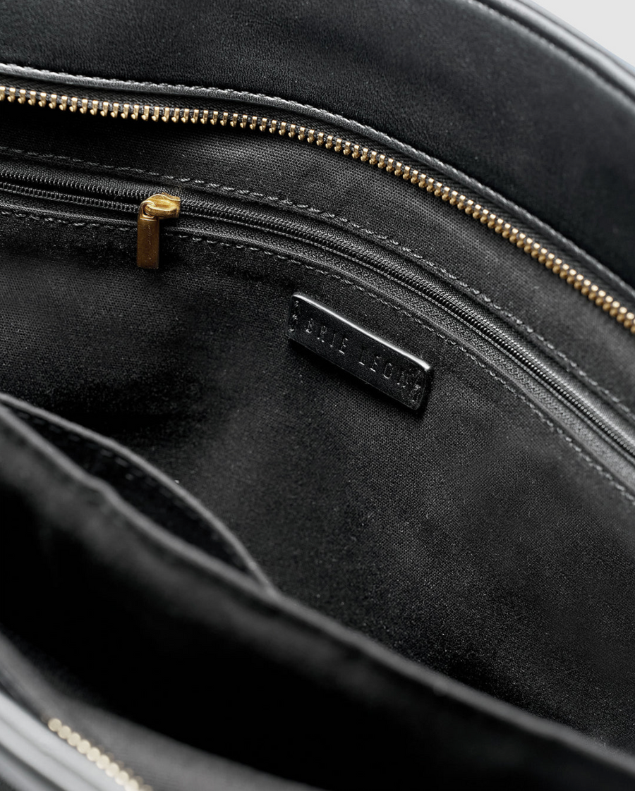 Everyday East-West Weekender Bag, Black