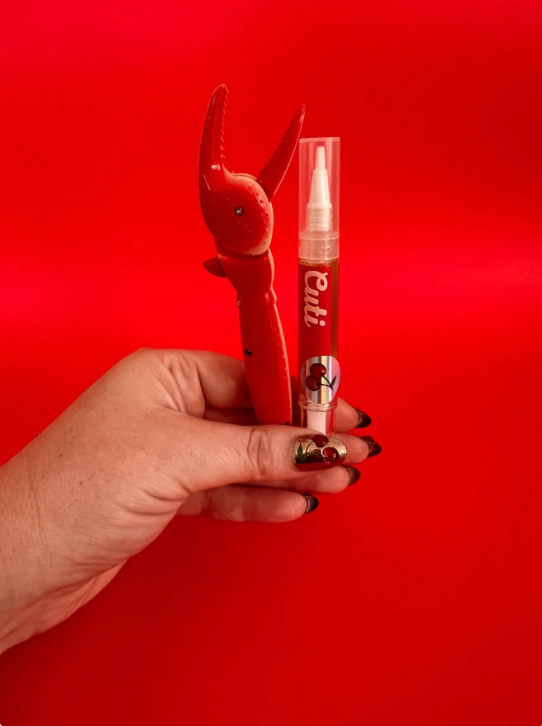 Cuti Cherry Cuticle Oil Pen