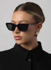 Nove - Black